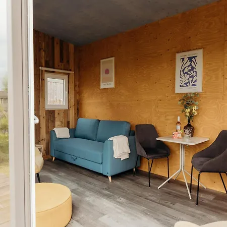 Tiny For 2 With Picnic Table Σπίτι διακοπών